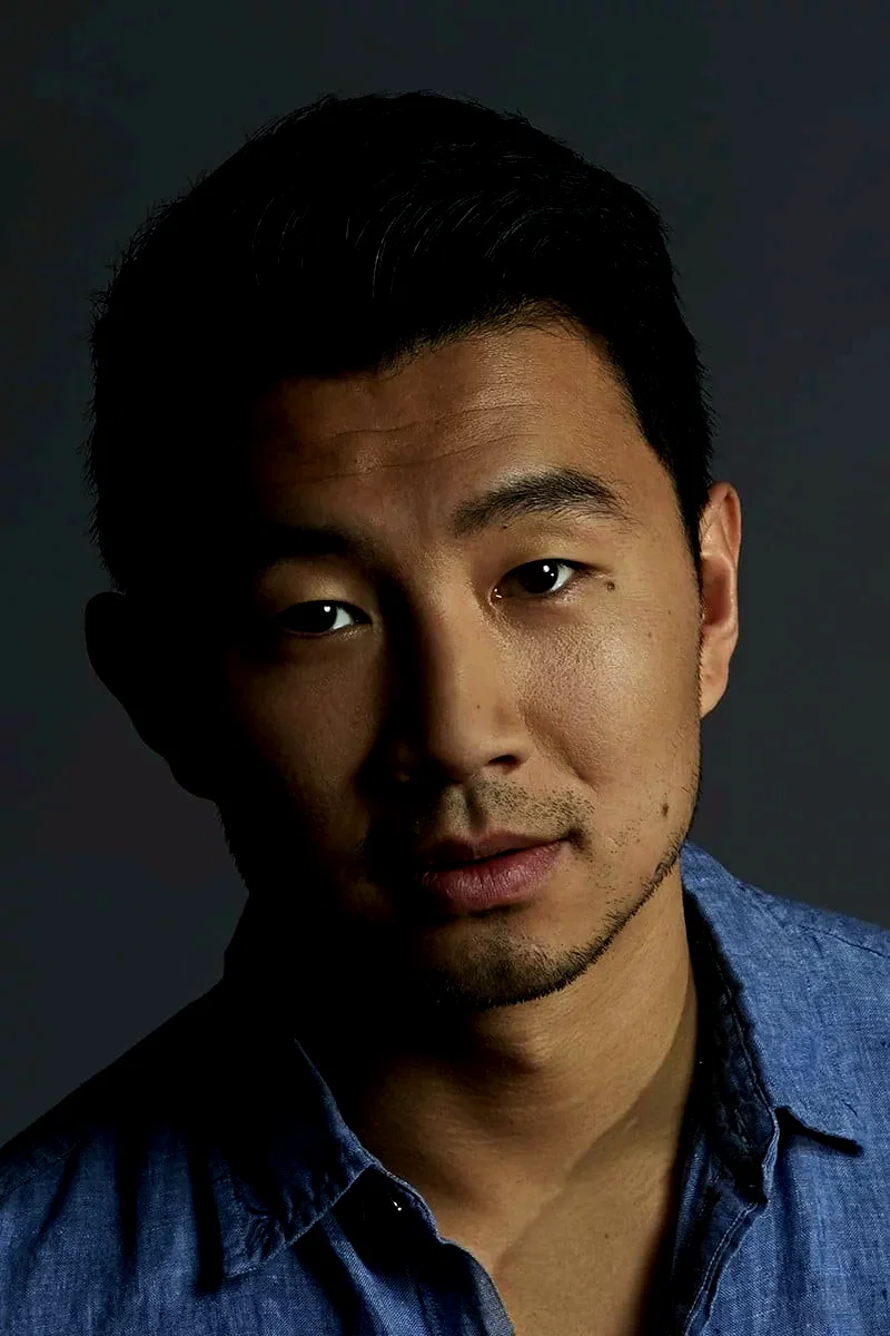  Simu Liu
