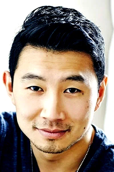  Simu Liu