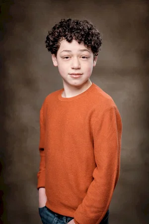  Julian Lerner photo