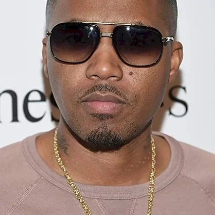  Nas