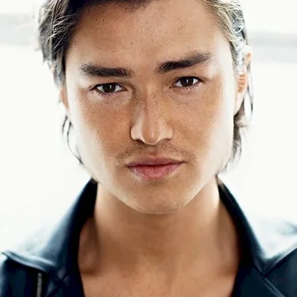  Tim Kano