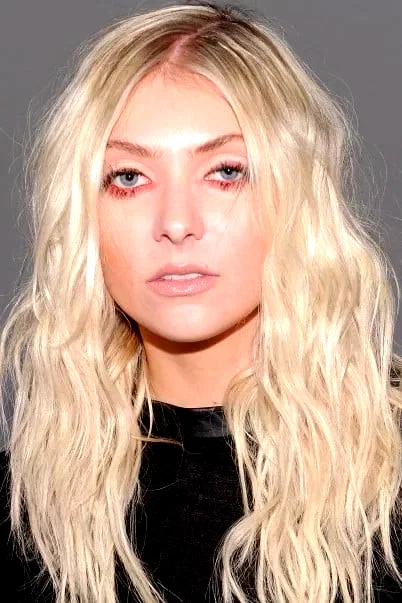 Taylor Momsen