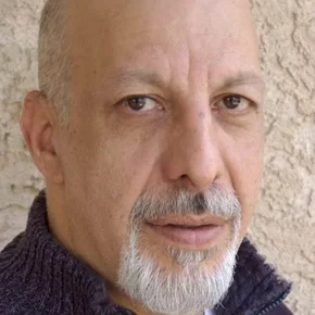 Photo star : Erick Avari