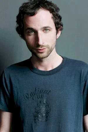 Dov Tiefenbach photo