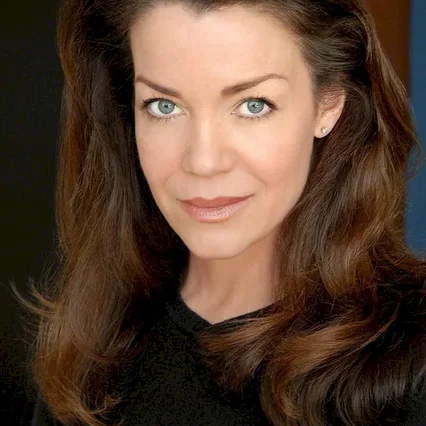 Claudia Christian