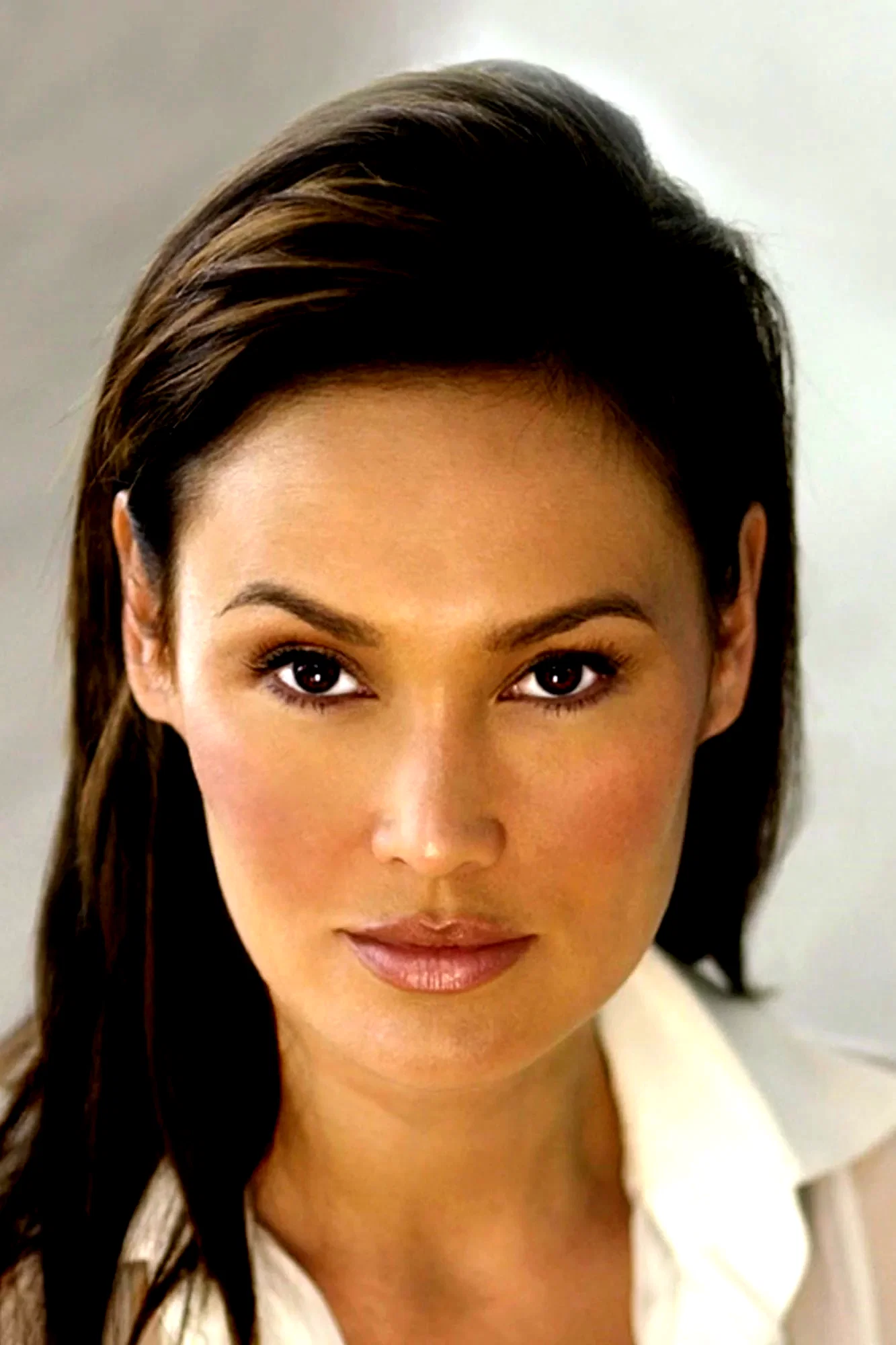Tia Carrere
