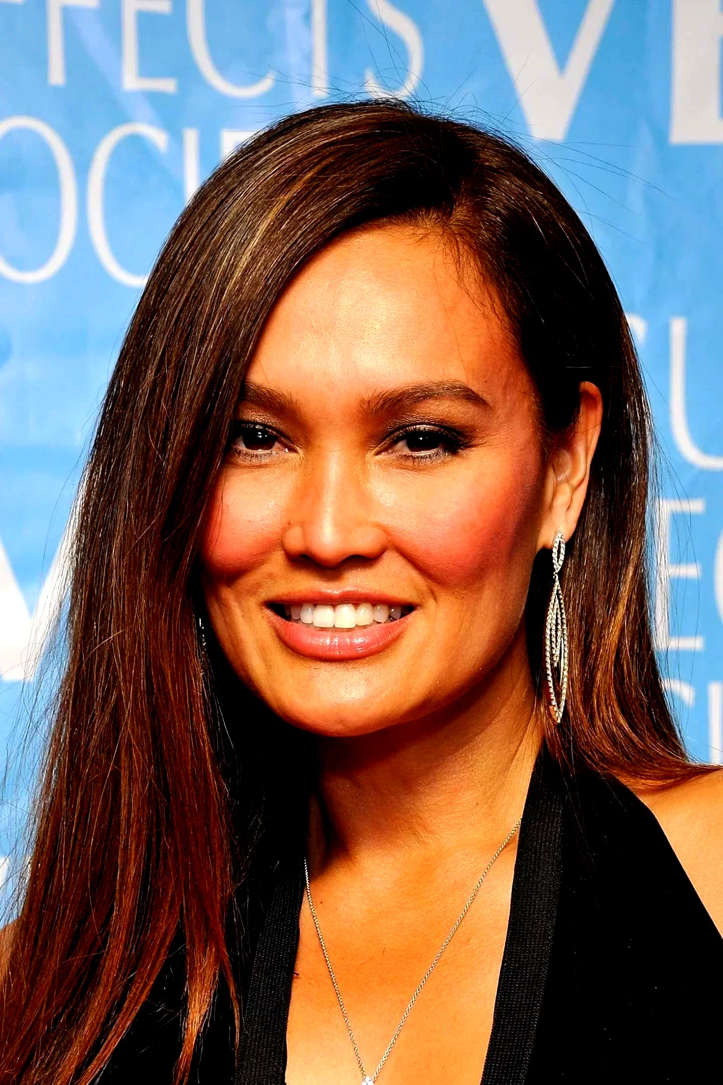 Tia Carrere
