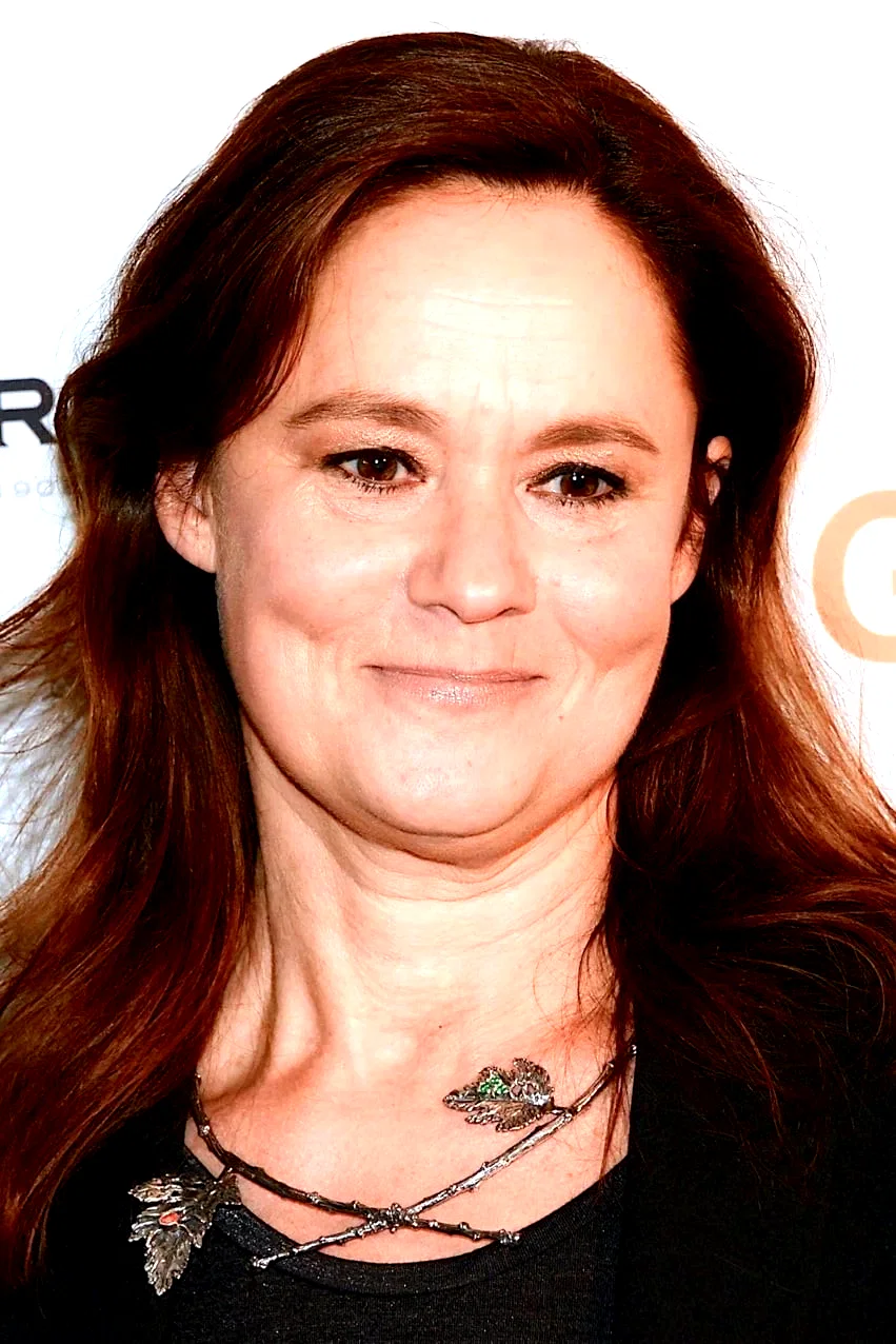 Pernilla August