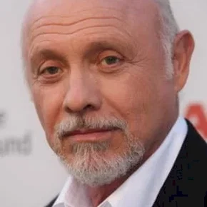 Photo star : Hector Elizondo