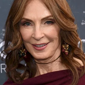 Photo star : Gates Mcfadden