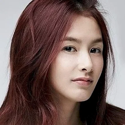 Gang Hye-Jung