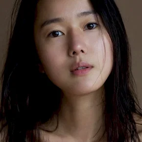 Photo star : Yoon Jin-Seo