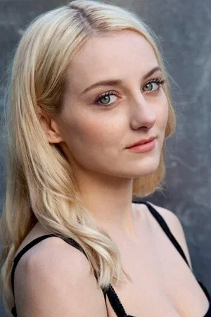 Alexandra Kyle photo