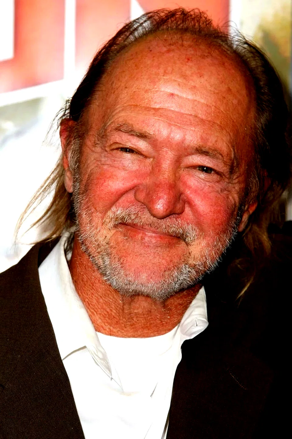  Tracey Walter