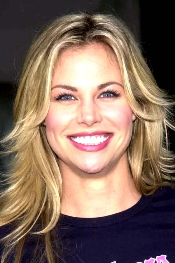 Brooke Burns