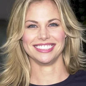Photo star : Brooke Burns