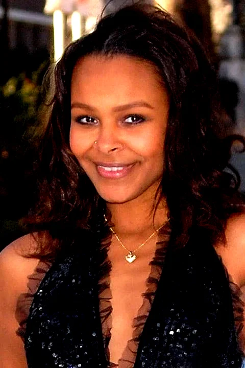  Samantha Mumba