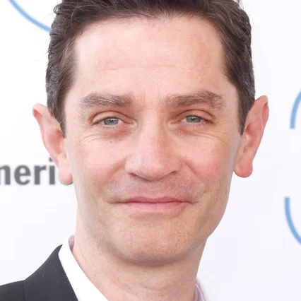  James Frain