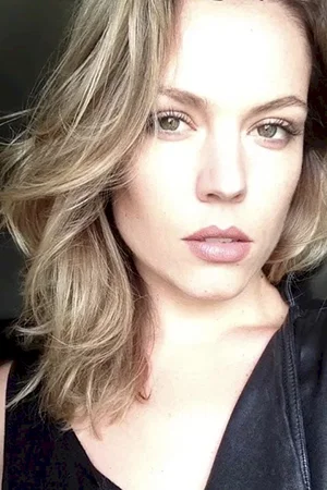  Agnes Bruckner photo