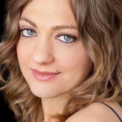 Mageina Tovah