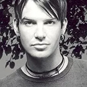 Photo star :  Courtney Taylor-Taylor