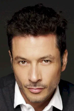  Raúl Méndez