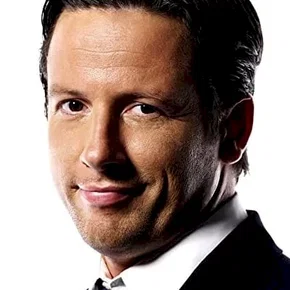 Photo star : Ross McCall