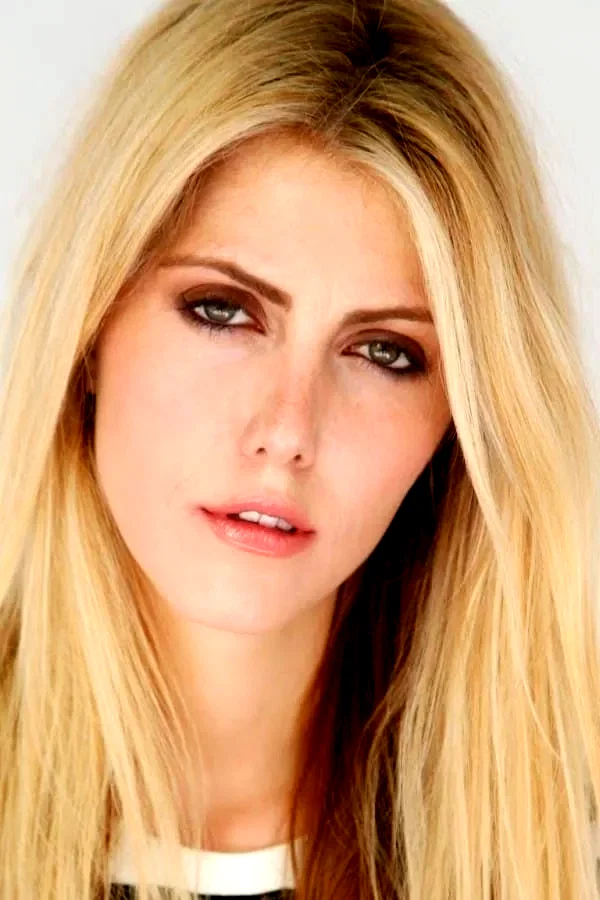  Yvonne Zima