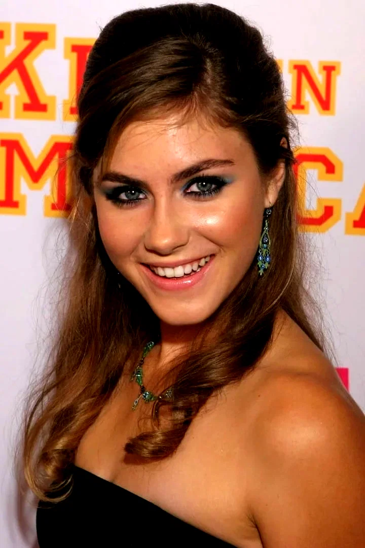  Caitlin Wachs