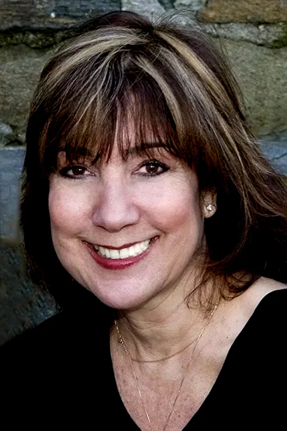  Sherry Lynn
