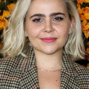 Photo star :  Mae Whitman