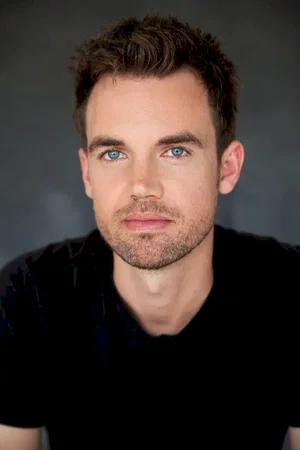 Tyler Hilton photo