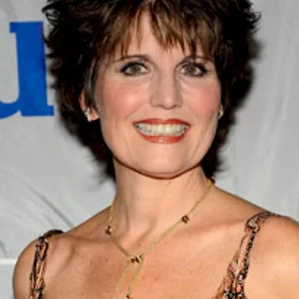  Lucie Arnaz