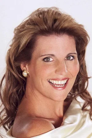  Lucie Arnaz