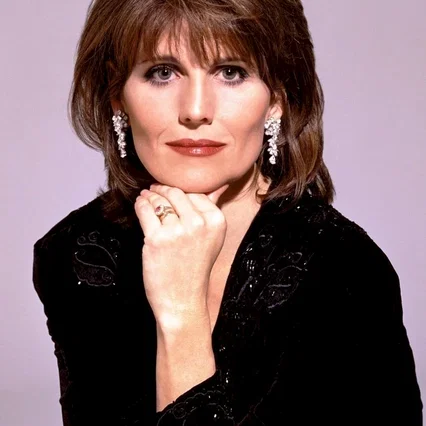 Lucie Arnaz
