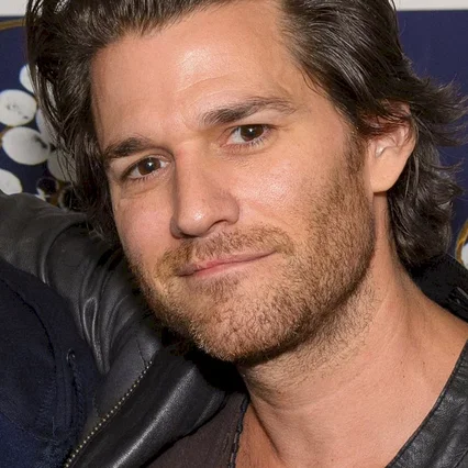 Johnny Whitworth