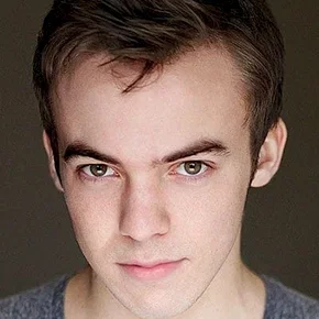 Photo star : Connor Price