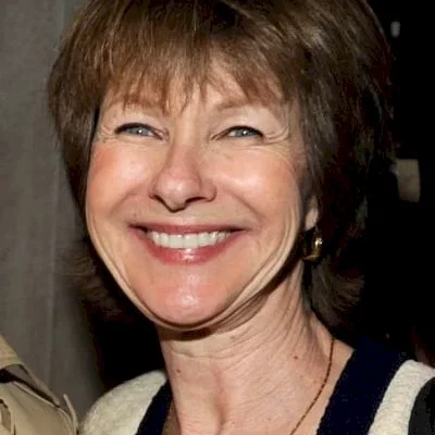  Susan Forristal