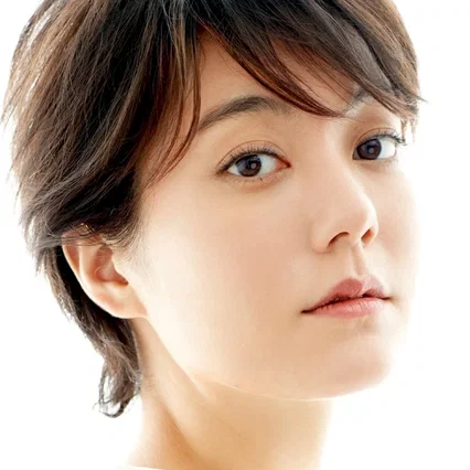 Anne Suzuki