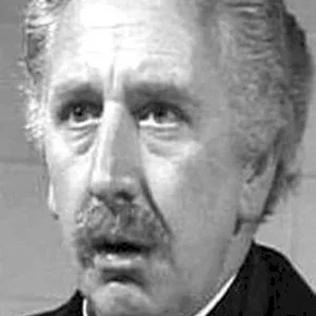 Photo star : Trevor Baxter