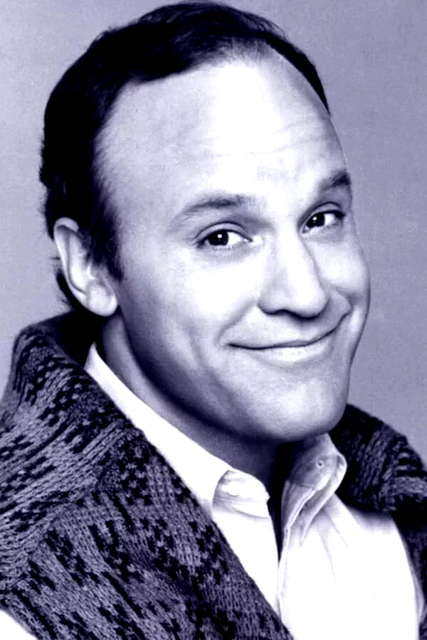  Louis Giambalvo