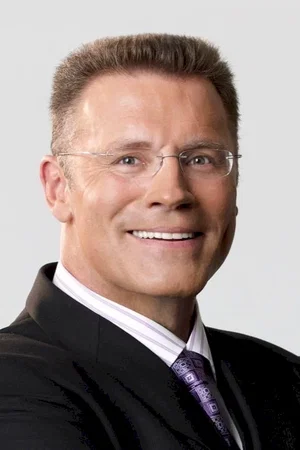 Howie  Long photo