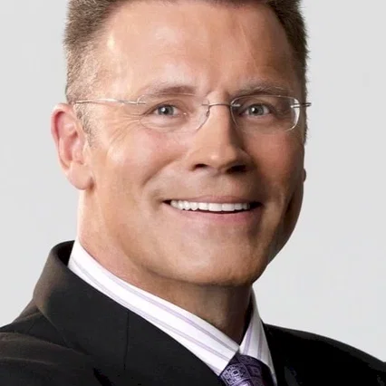 Howie  Long