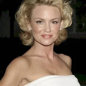 Photo star : Kelly Carlson
