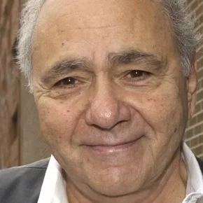 Photo star : Michael Constantine