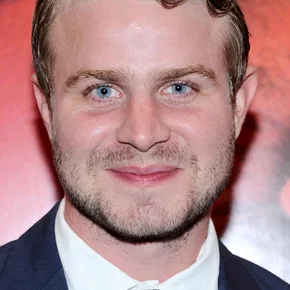 Photo star : Brady Corbet