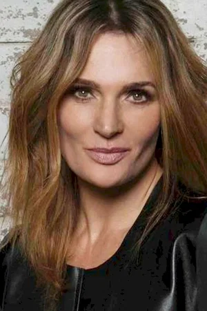  Danielle Cormack