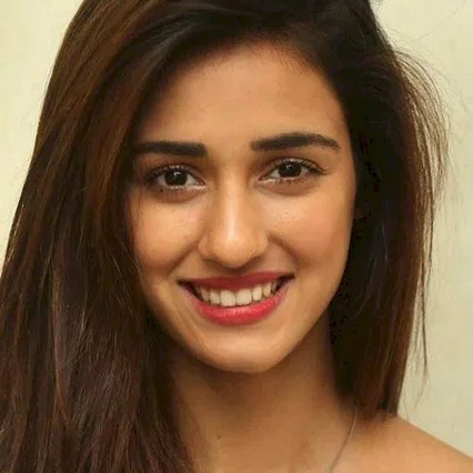  Disha Patani