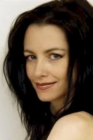  Debbie Rochon photo