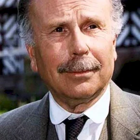 Photo star : Edward Hardwicke